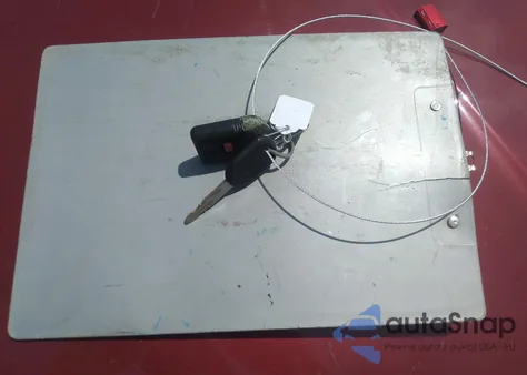 2005 Mercury Mariner Luxury/Premier z USA, uszkodzony, nr VIN 4M2CU571X5DJ16863